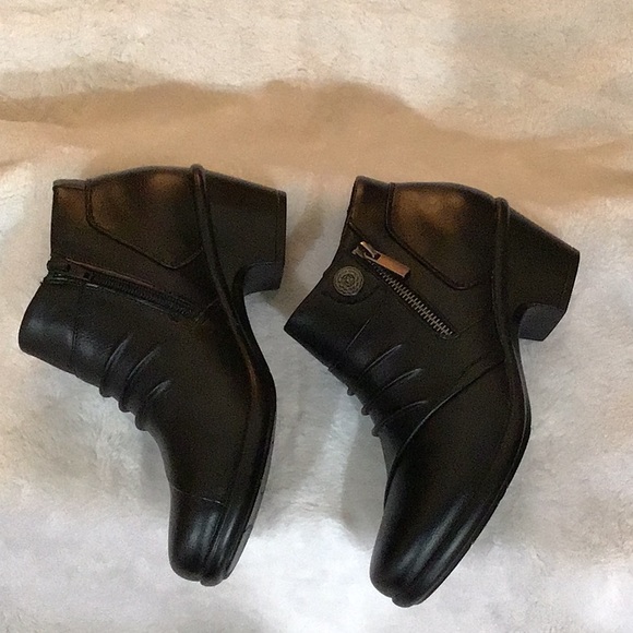 Croft And Barrow Sandtiger Ankle Boots - Picture 6 of 12